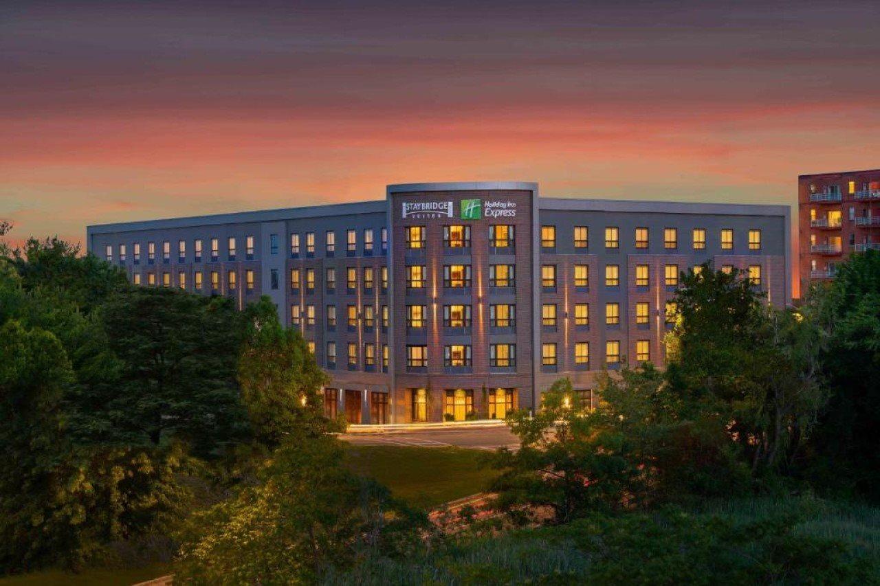 Staybridge Suites - Quincy By Ihg Extérieur photo