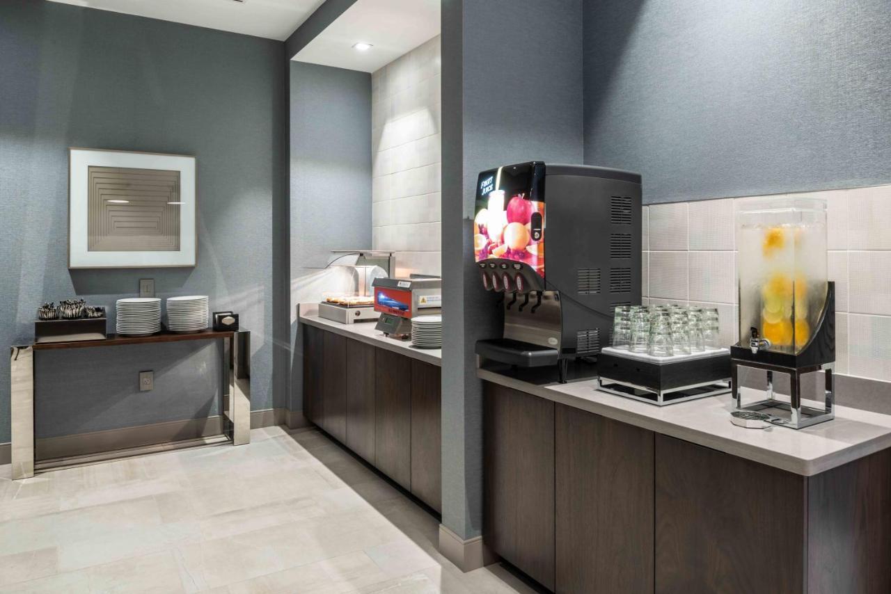 Staybridge Suites - Quincy By Ihg Extérieur photo